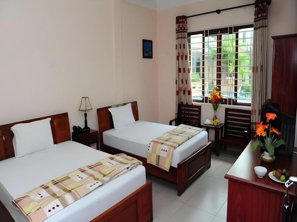 Hong Thang Hotel Hue Exterior photo